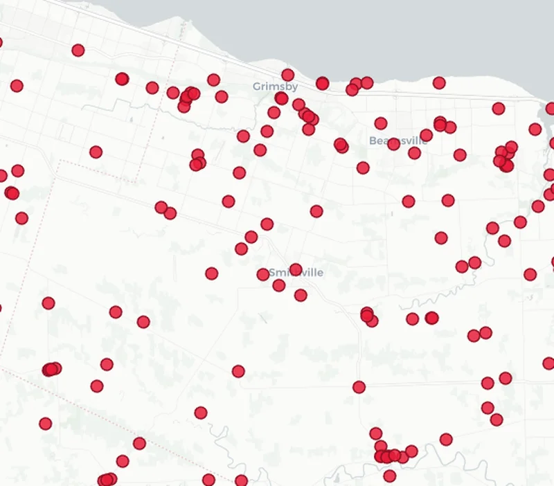 Map showing Dog Fence Ontario installations in the Grimsby area